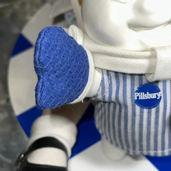 VTG Pillsbury Doughboy Company Karen Scott Danbury Mint Little Baking Buddies - Picture 8 of 15